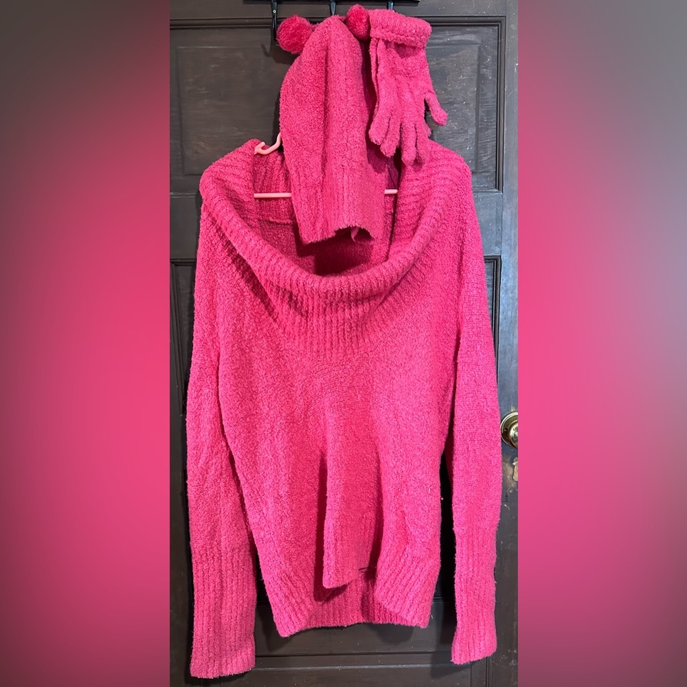Cowl Neck/Off-The-Shoulder Sweater, Pom-Pom Beanie, and Gloves Set